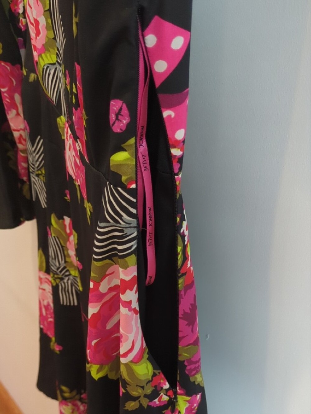 Vintage Y2K Whimsigoth Romantic Betsey Johnson Black Hot Pink Floral Bow Dress 8 - Picture 10 of 11